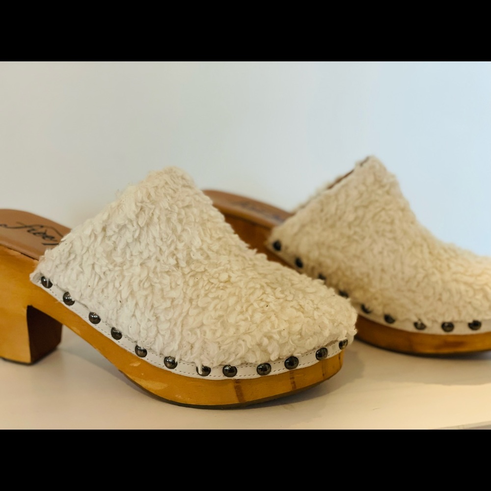 Free People Faix Fur Clogs